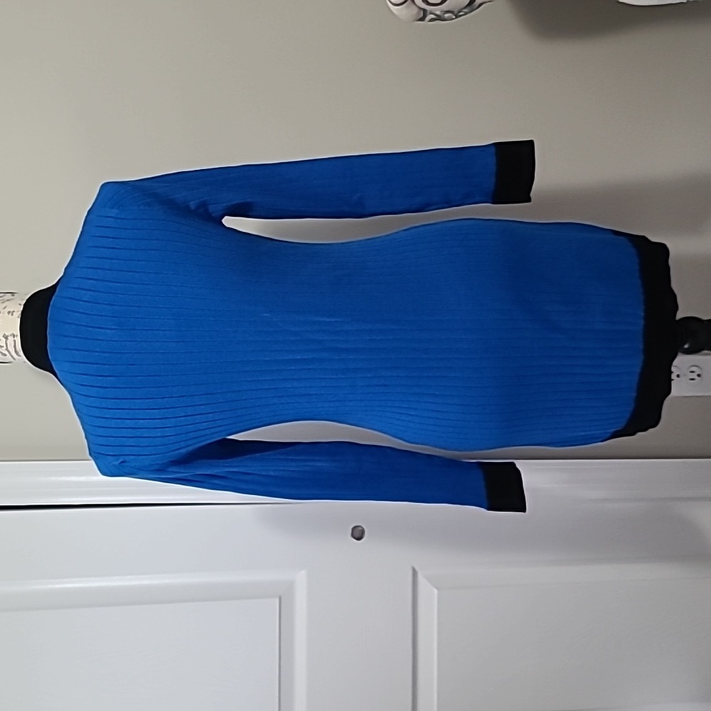 White House Black Market Long Sleeved Ribbed Toggle Cardi, Sweater, Duster Small - Picture 7 of 8